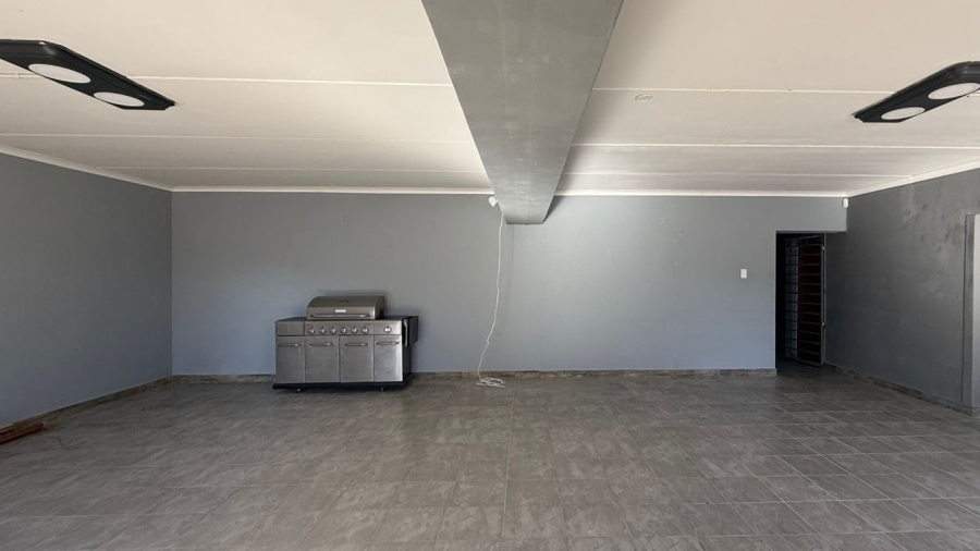 Commercial Property for Sale in Fisherhaven Western Cape